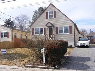 1st image of 903 Grandview Ave