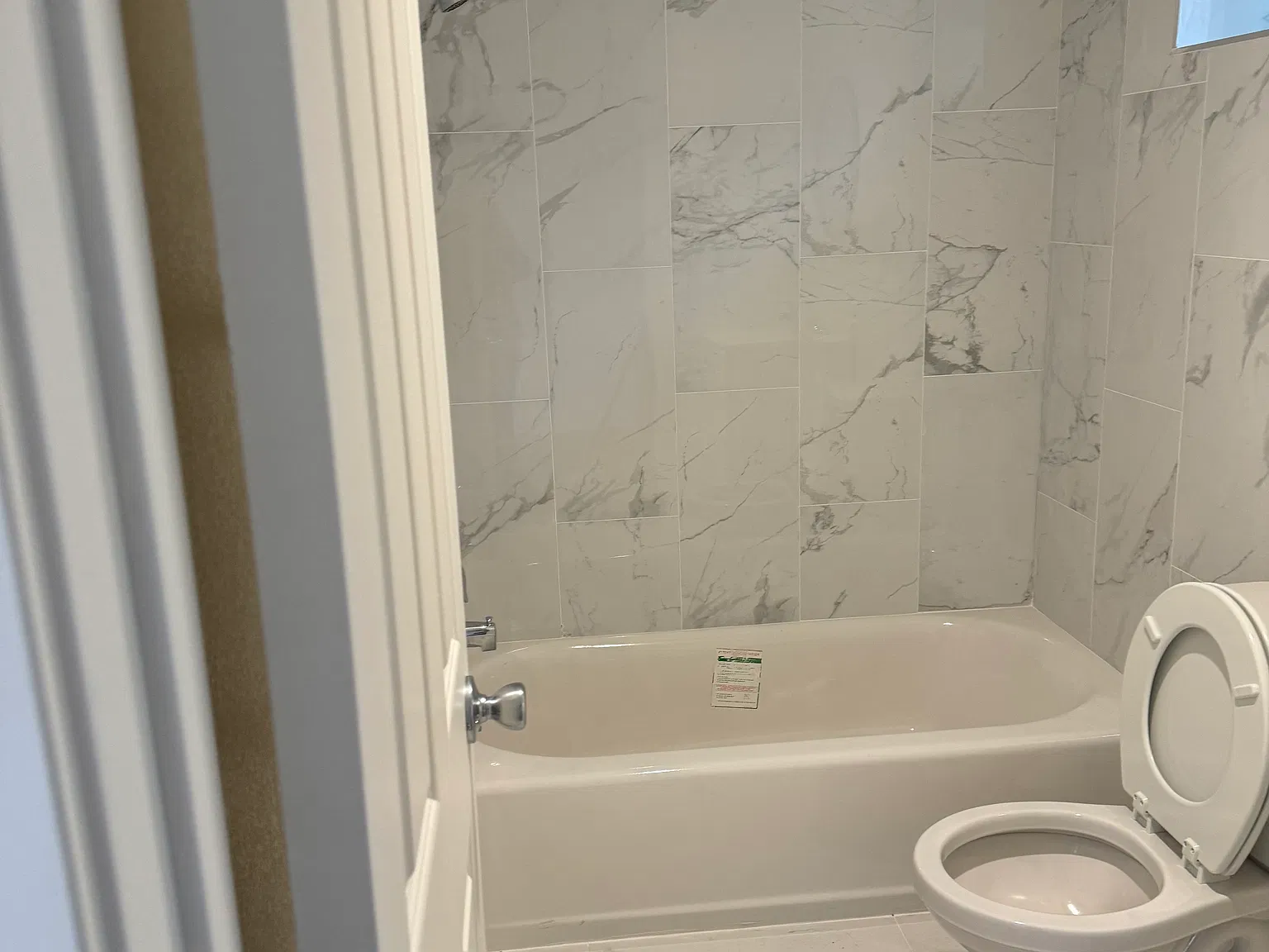 1037 N Orange Ave — Photo 3