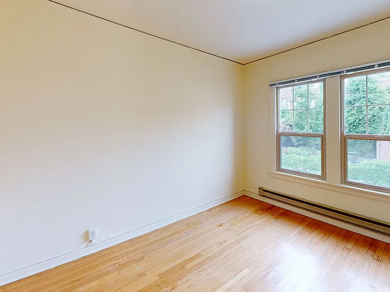 The Lola Apartments — Photo 7