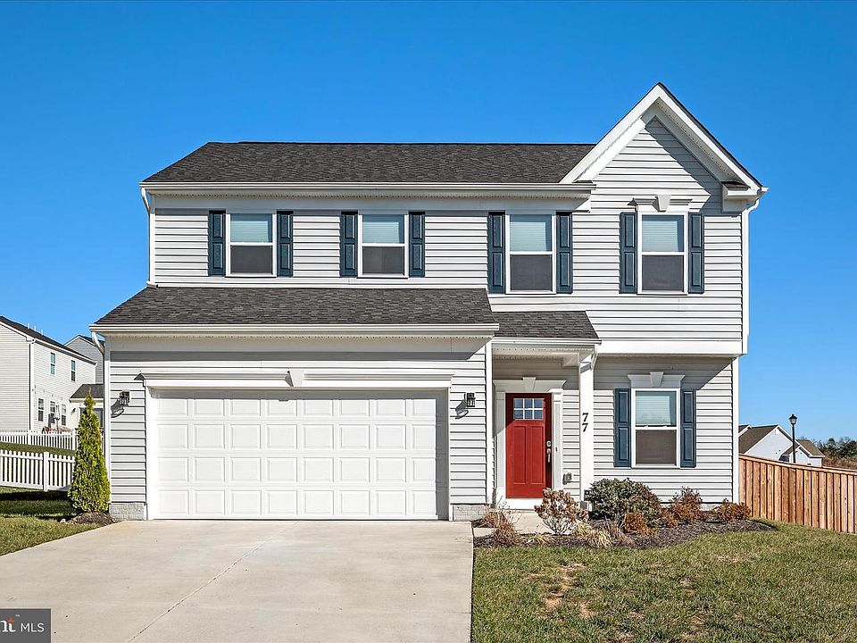 1st image of 77 Signal Knob Cottage Dr