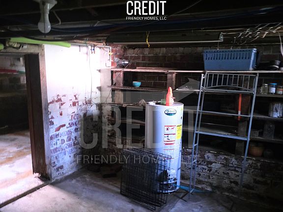 2nd image of 135 E Pine St