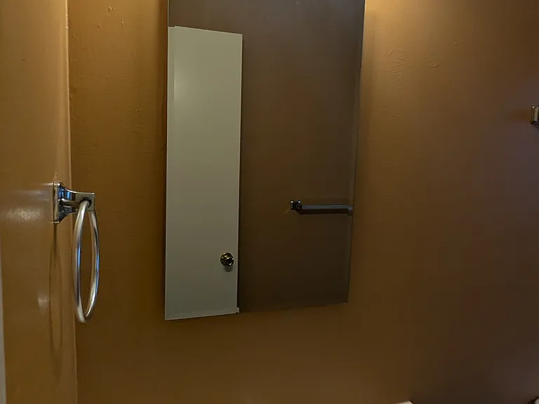 1323 Sherman Ave #2 — Photo 9