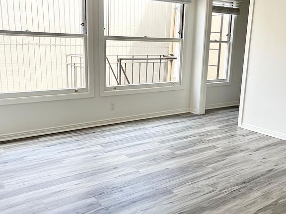 3rd image of 2060 Pacific Ave APT 304