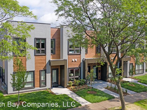 2nd image of 2407 2nd St NE #7348615