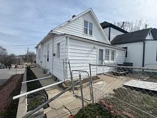 5th image of 56 N Broadview Ave
