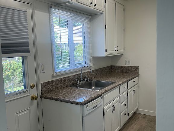 2nd image of 6636 Gaviota Ave