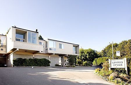 Commercial/Office Space and Two 1,000+sq. ft. Apartments