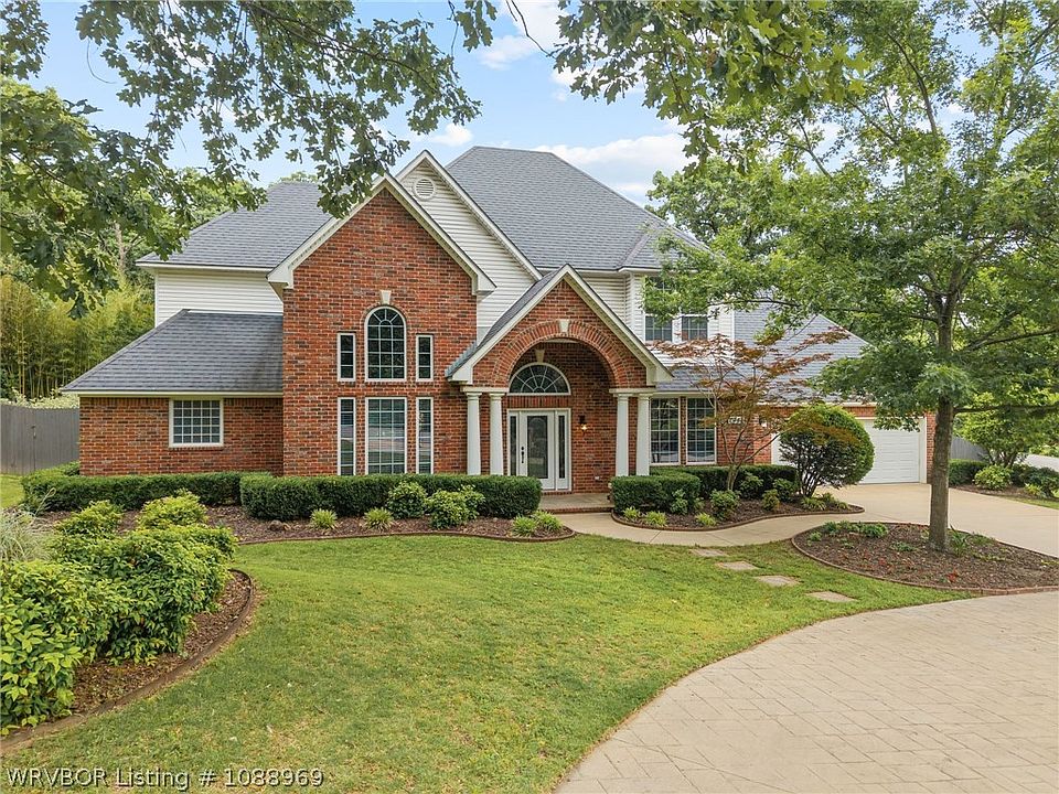 1st image of 2948 Cliff Dr