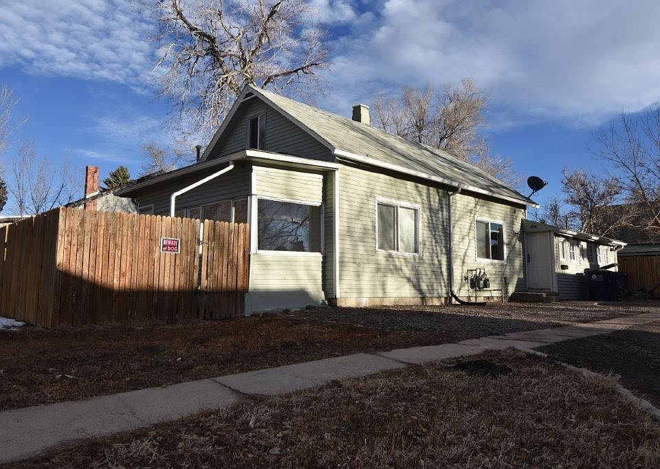 1st image of 3636 W 8th Ave