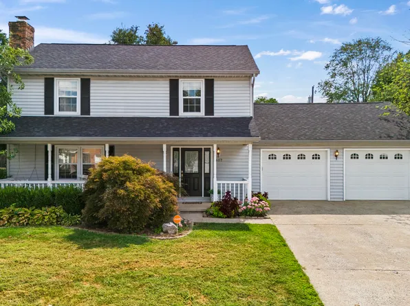 407 Foxchase Ct, Versailles, KY 40383