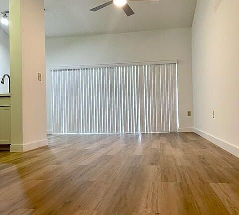 4th image of 14207 Glenmoor Drive