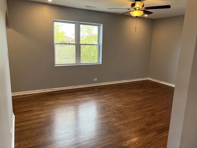 10630 S Avenue M #3 — Photo 4