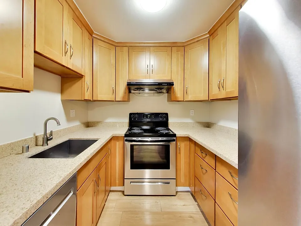 1281 Ayala Dr #1