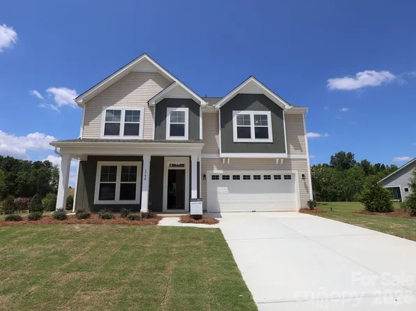 1754 Boulder Ridge Dr, Gastonia, NC 28052