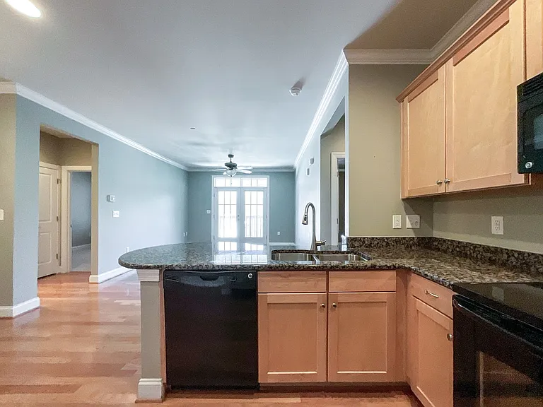 518 Clarice Ave #308 — Photo 19
