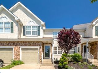 154 Hearthstone Ln, Marlton, NJ 08053