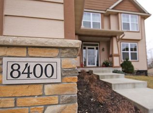8400 Moraine Cir, Shakopee, MN 55379