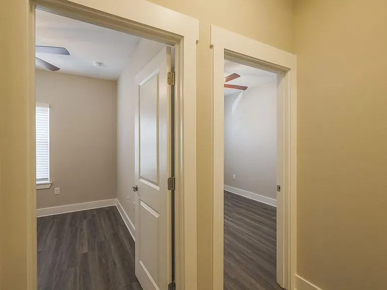 328 Date Palm Ln — Photo 8