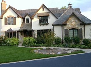 935 W James Ct S, Lake Forest, IL