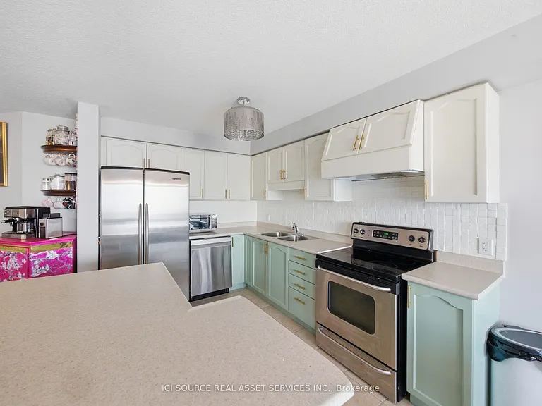 163 Livingston Ave #22 — Photo 6