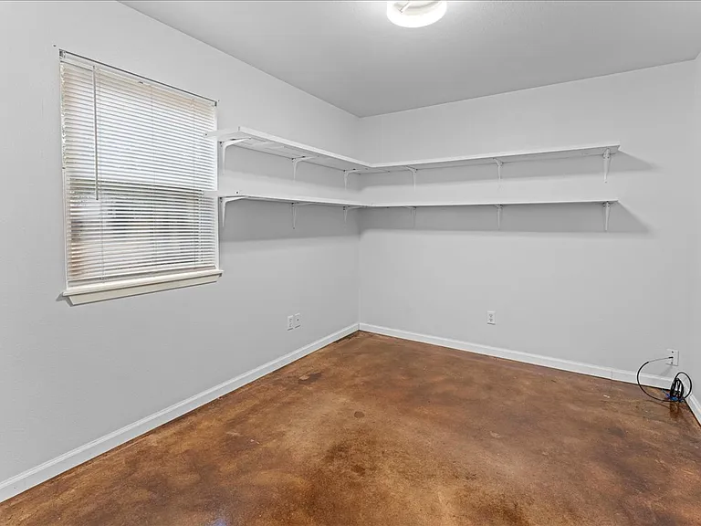 230 Private Road 7422 #230 — Photo 17