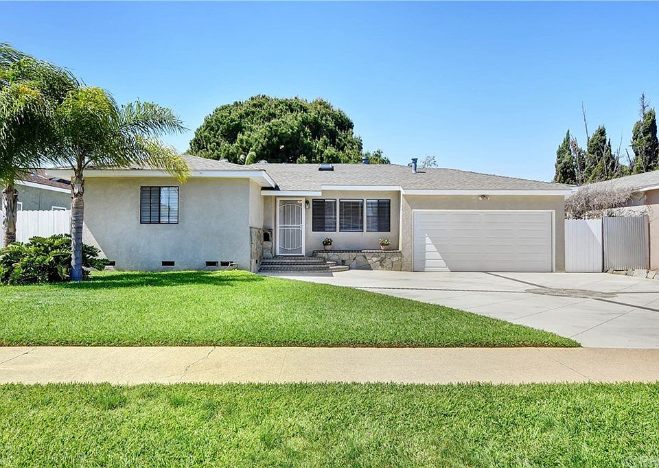 1st image of 6161 Mahogany Ave