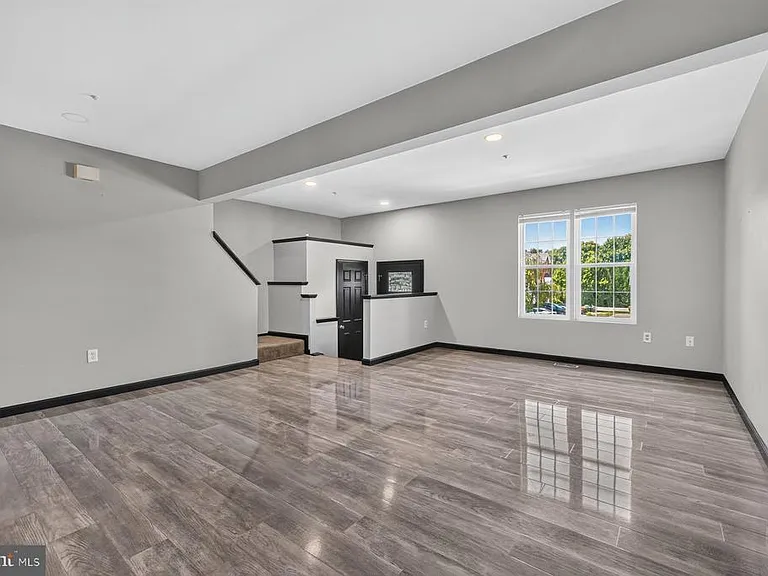 101 Jasons Rdg — Photo 3