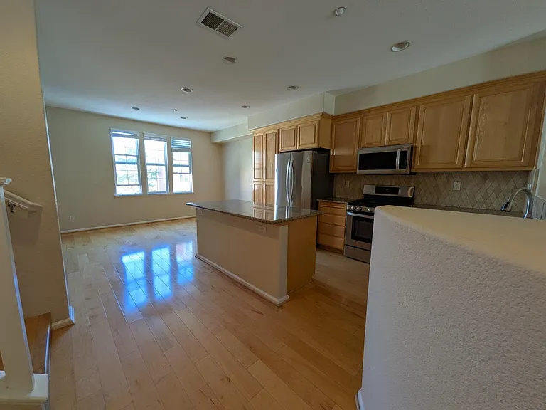 4086 Crandall Cir #4086 — Photo 12