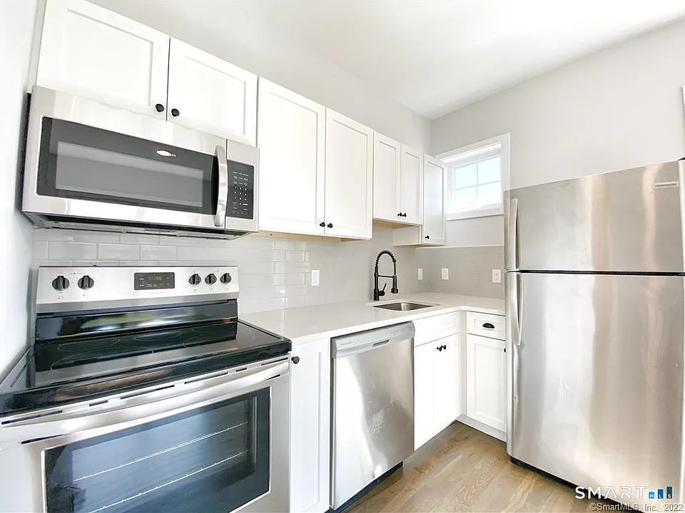 4 Berkeley St #5