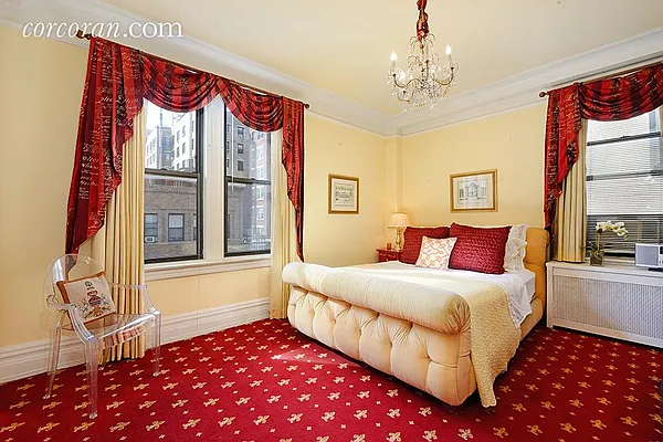 Sold by Corcoran | media 6