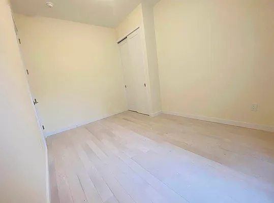 Rented by Compass | media 19