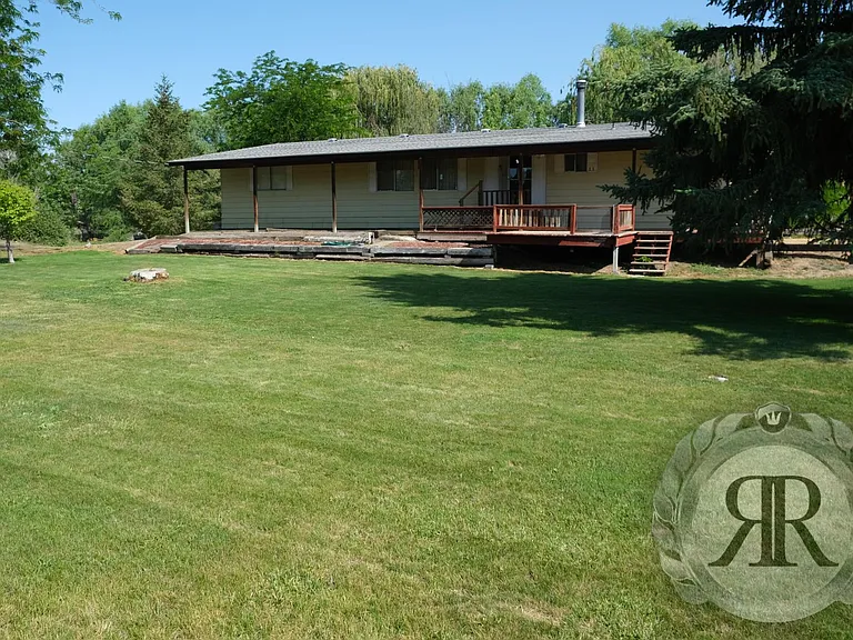 11605 Stump Rd — Photo 2