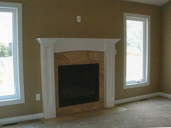 4th image of 791 E Sweet Briar Ln