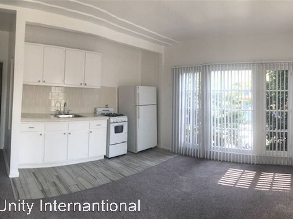 2nd image of 1772-1782 Orchid Ave #211