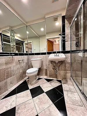 Rented by City Connections Realty | media 12