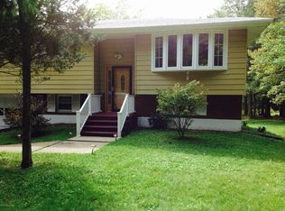 121 Laurel Run Rd, Bear Creek Township, PA 18702