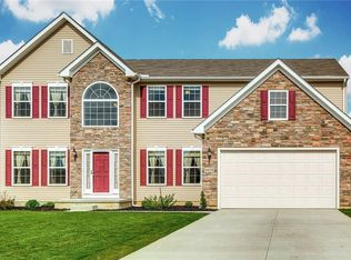9079 Ichabod Dr, North Ridgeville, OH 44039