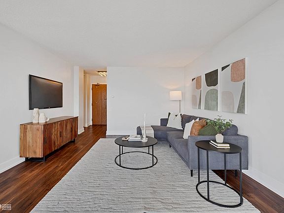 5th image of 4170 N Marine Dr APT 24M