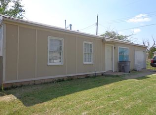 2226 NW 26th St, Lawton, OK 73505