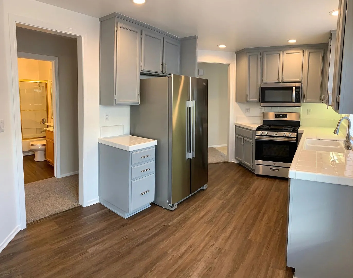 3-Bed/2-Bath Pet-Friendly Condo - Gated Community With Ocean Views! — Photo 2