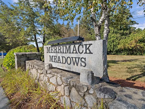 149 Merrimack Meadows Ln #149, Tewksbury, MA 01876