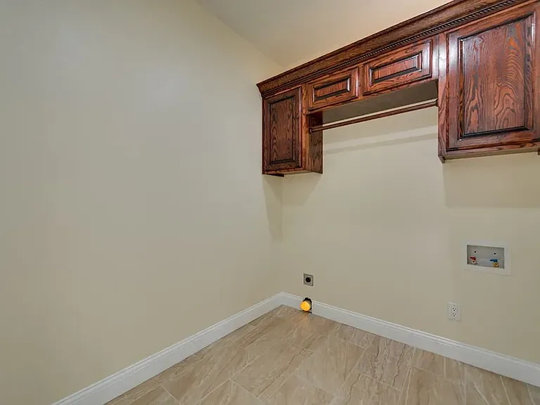 8408 W Larry Ln — Photo 10