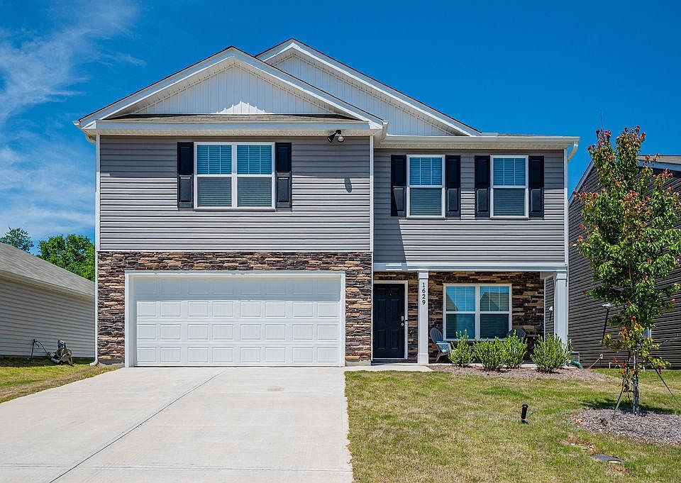 1st image of 1629 Martingale Way