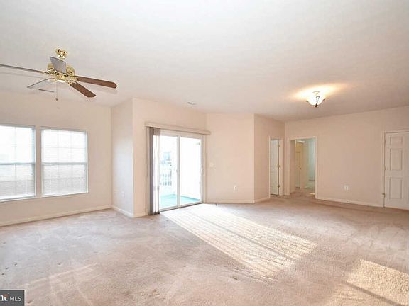 3rd image of 310 Willrich Cir Unit H
