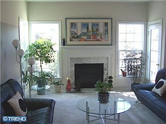 Family Room w/Gas FP