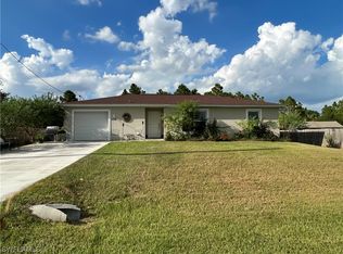5018 Dolphin Cir, Labelle, FL 33935