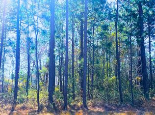 405 Woodhaven Rd, Southport, NC 28461