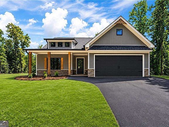 3rd image of 457 Relay Rd