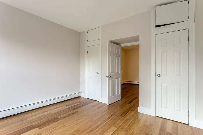 Building Photo - 239 Liberty Ave #1L