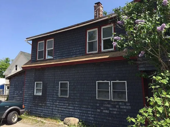 98 Church Street, Oakland, ME 04963